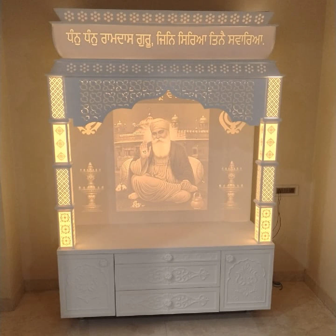 Corian Mandir in Lucknow